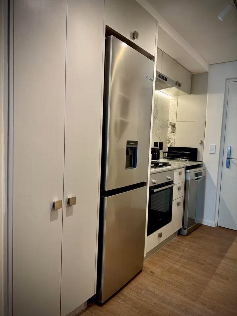 0 Bedroom Property for Sale in Sea Point Western Cape